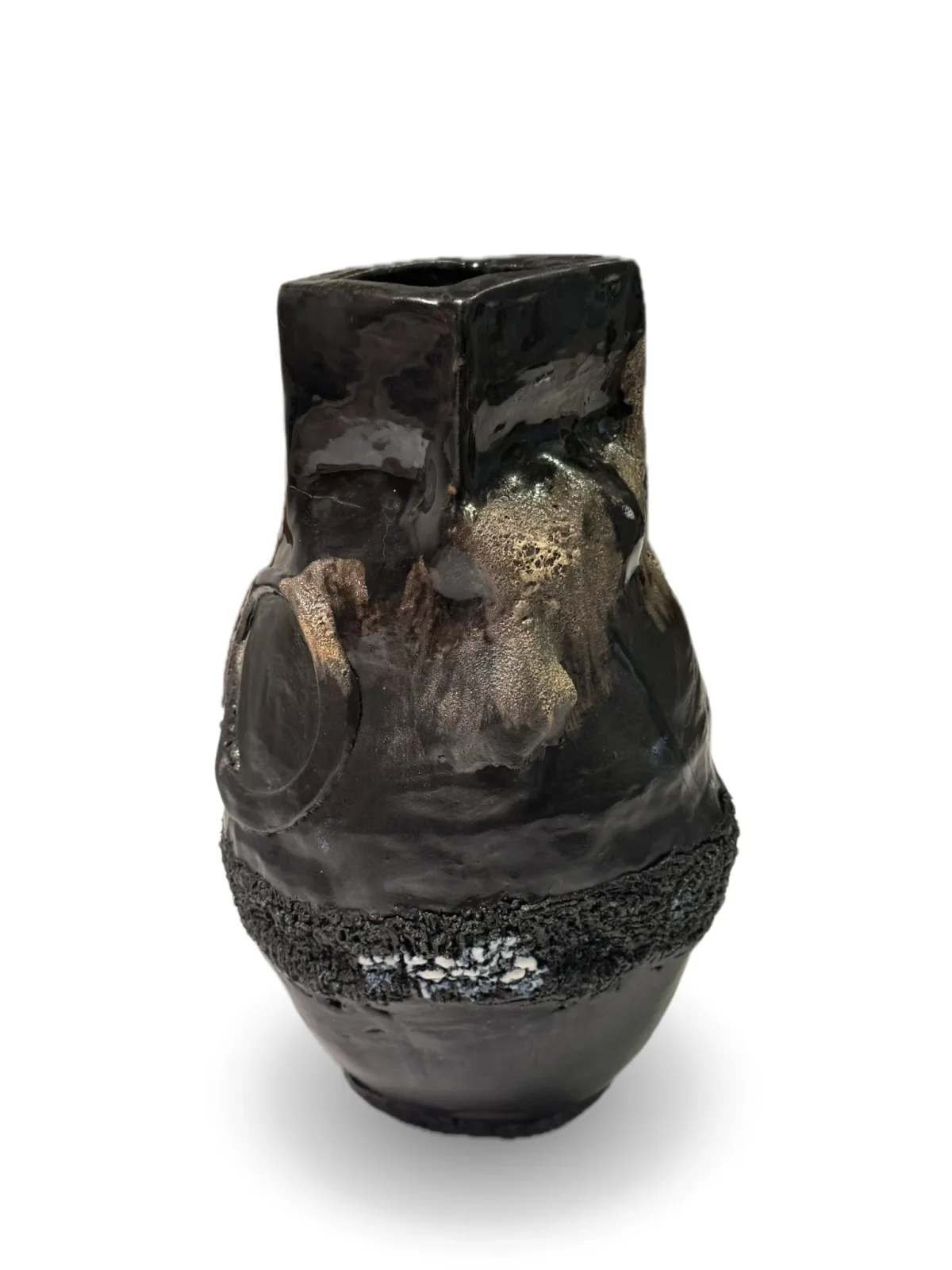 Organic Growth 01, hand-built ceramic by Yael Aloni-Netzer